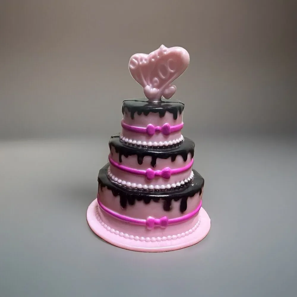 Monster High Draculaura's Sweet 1600 Cake Only Accessory - No Doll